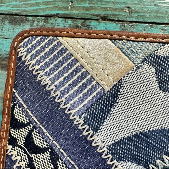 Y2K Vintage Coach Women's Blue Denim Brand Logo Patchwork Canvas Wallet - Picture 4 of 16